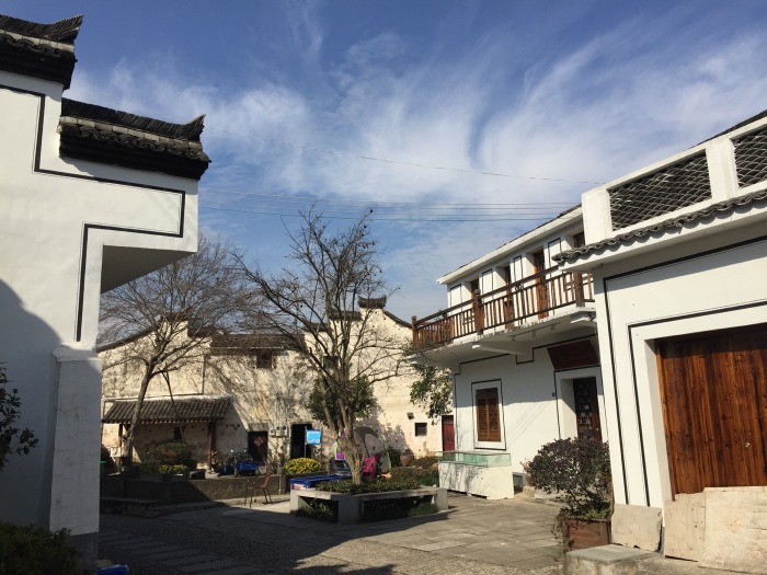 【杭州深澳古镇天气预报】最新实时天气,杭州旅游指数/交通指数,24