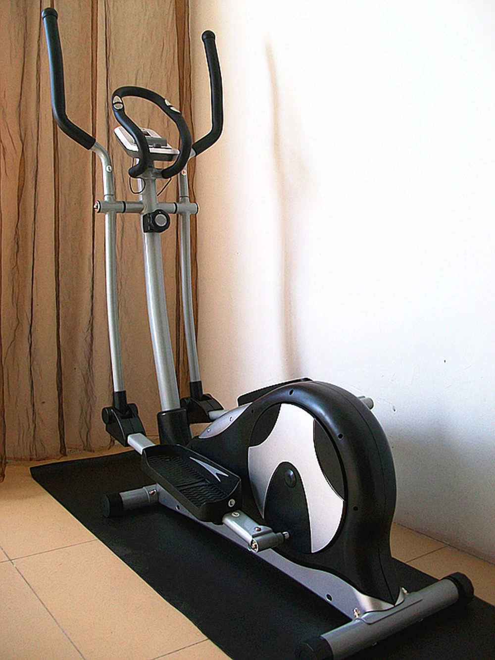 良心点评堡威椭圆机bw-8118swg怎么样,一个月剖析对比评测堡威椭圆机8