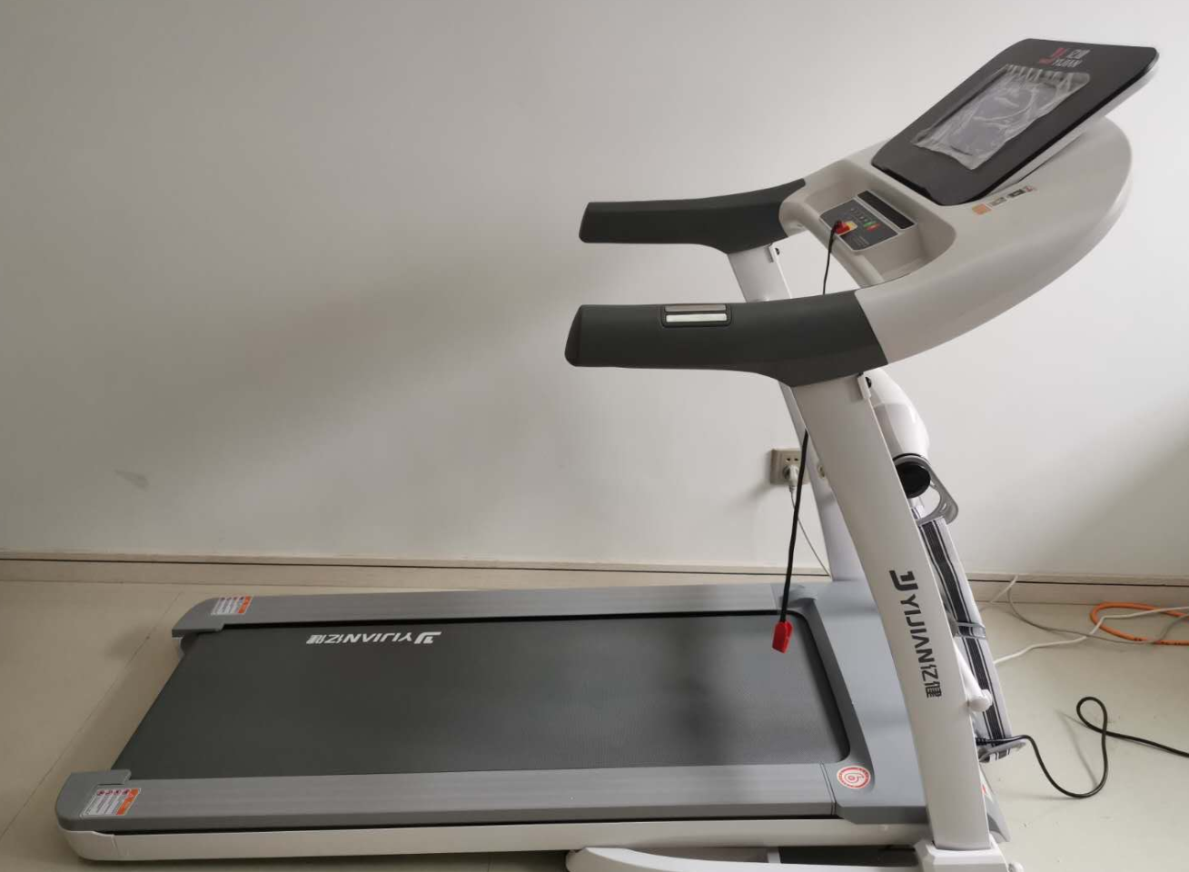 亿健elf跑步机值得买吗入手体验点评亿健精灵elf跑步机优缺点分析好不