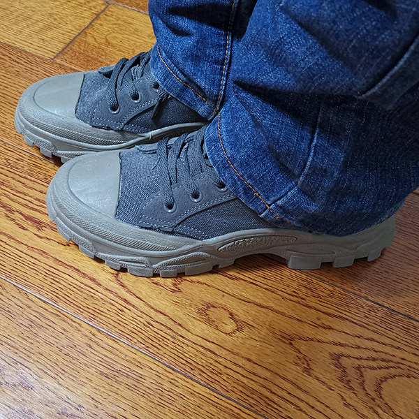 关注店铺+收藏优先 情侣马丁靴质量怎么样好不好用，一个月使用感受_搜券