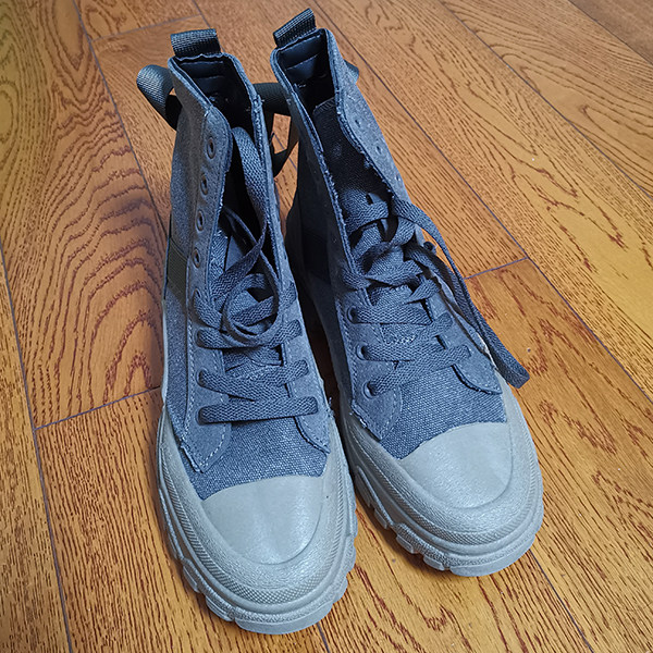 关注店铺+收藏优先 情侣马丁靴质量怎么样好不好用，一个月使用感受_搜券