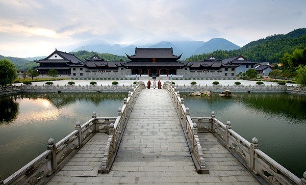 【宜春奉新县百丈山景区天气预报】最新实时一周天气,宜春旅游指数