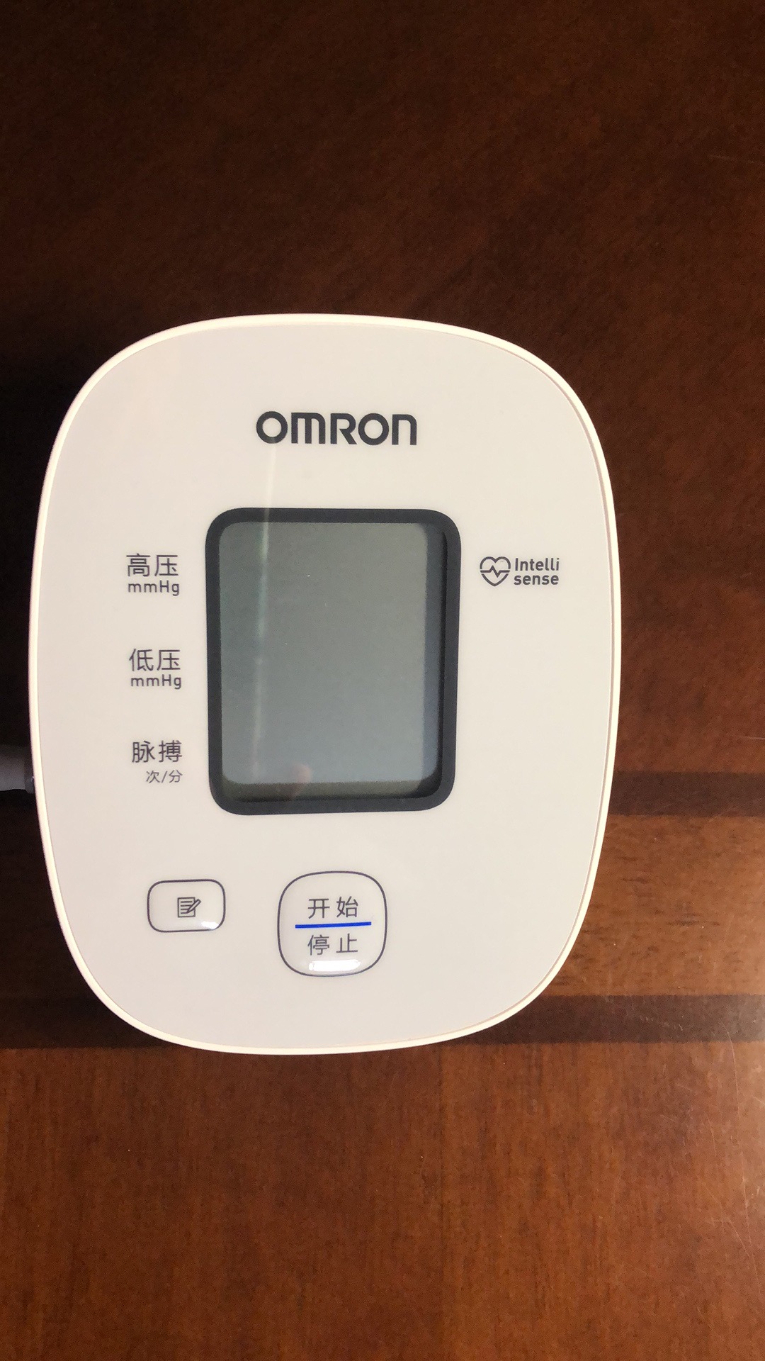 欧姆龙血压计 春节送健康性价比真高,真实上手体验,第4张 欧姆龙血压计 春节送健康性价比真高,真实上手体验,第4张