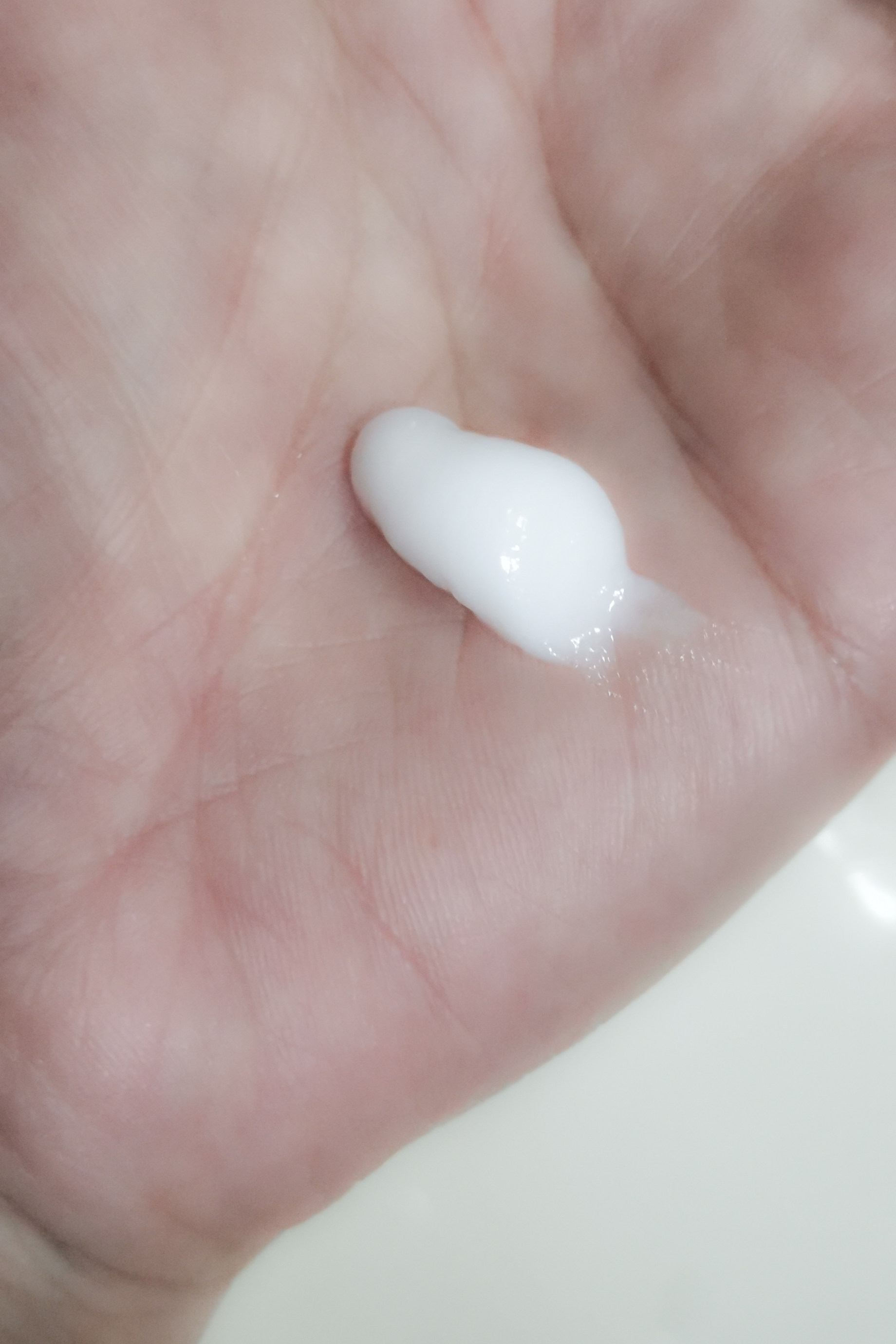 复合五酸氨基酸平衡洁面乳好不好用，入手后1个月来评价_搜券