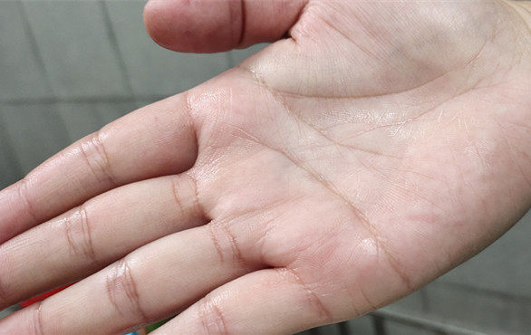 万彩 氨基酸补水洗面奶这个牌子怎么样好用吗，使用测评（网红推荐）_搜券