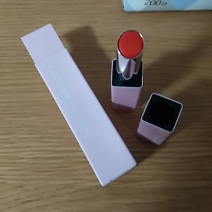 larastyle水漾丝柔滋润口红珊瑚橘色怎么样_in榜 larastyle水漾丝柔滋润口红珊瑚橘色怎么样
