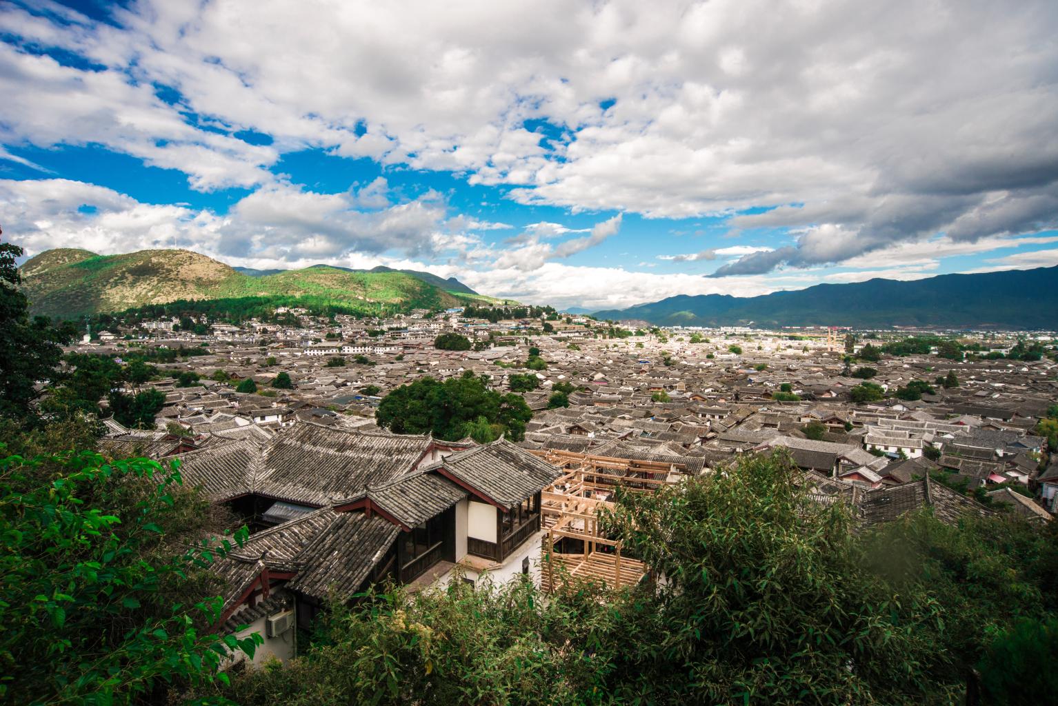 【丽江狮子山风景区天气预报】丽江狮子山风景区最新实时天气,丽江
