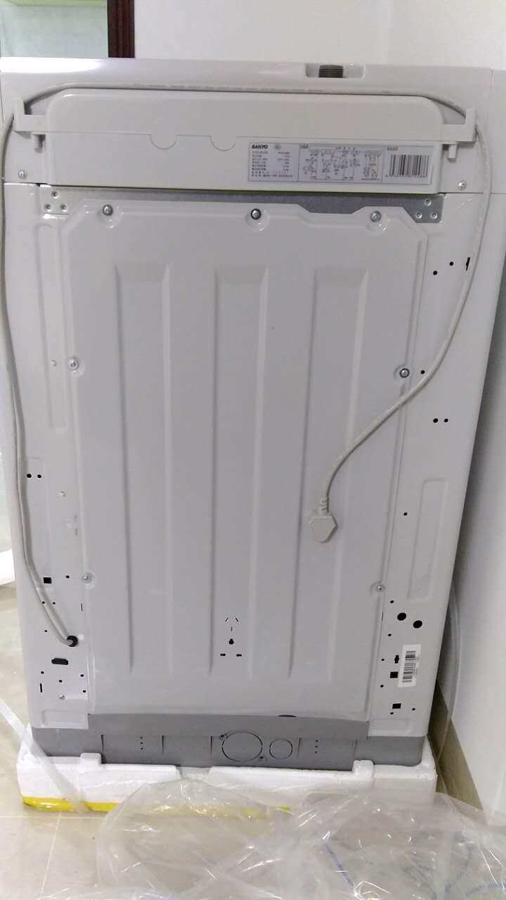 用抹布试用了下,转力够大,声音不大,细节很到位,灰常满意的一款洗衣机