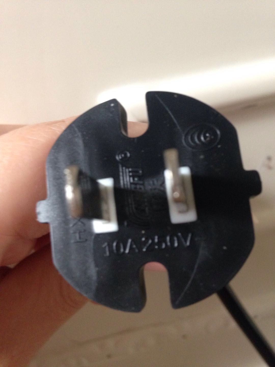 高颜值负离子护发大功率吹风机是正规品牌吗?使用后的效果如何,第10张 高颜值负离子护发大功率吹风机是正规品牌吗?使用后的效果如何,第10张