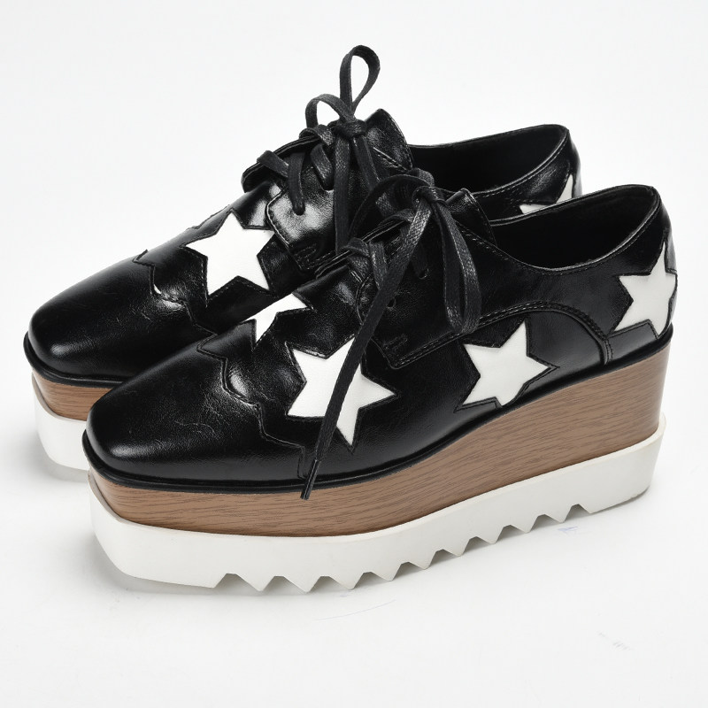 时髦松糕鞋让你穿出高街潮范