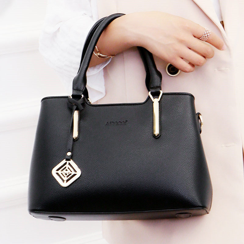 包包2019新款时尚大气女包30-40-50岁中年妈妈女士单肩手提包优惠券