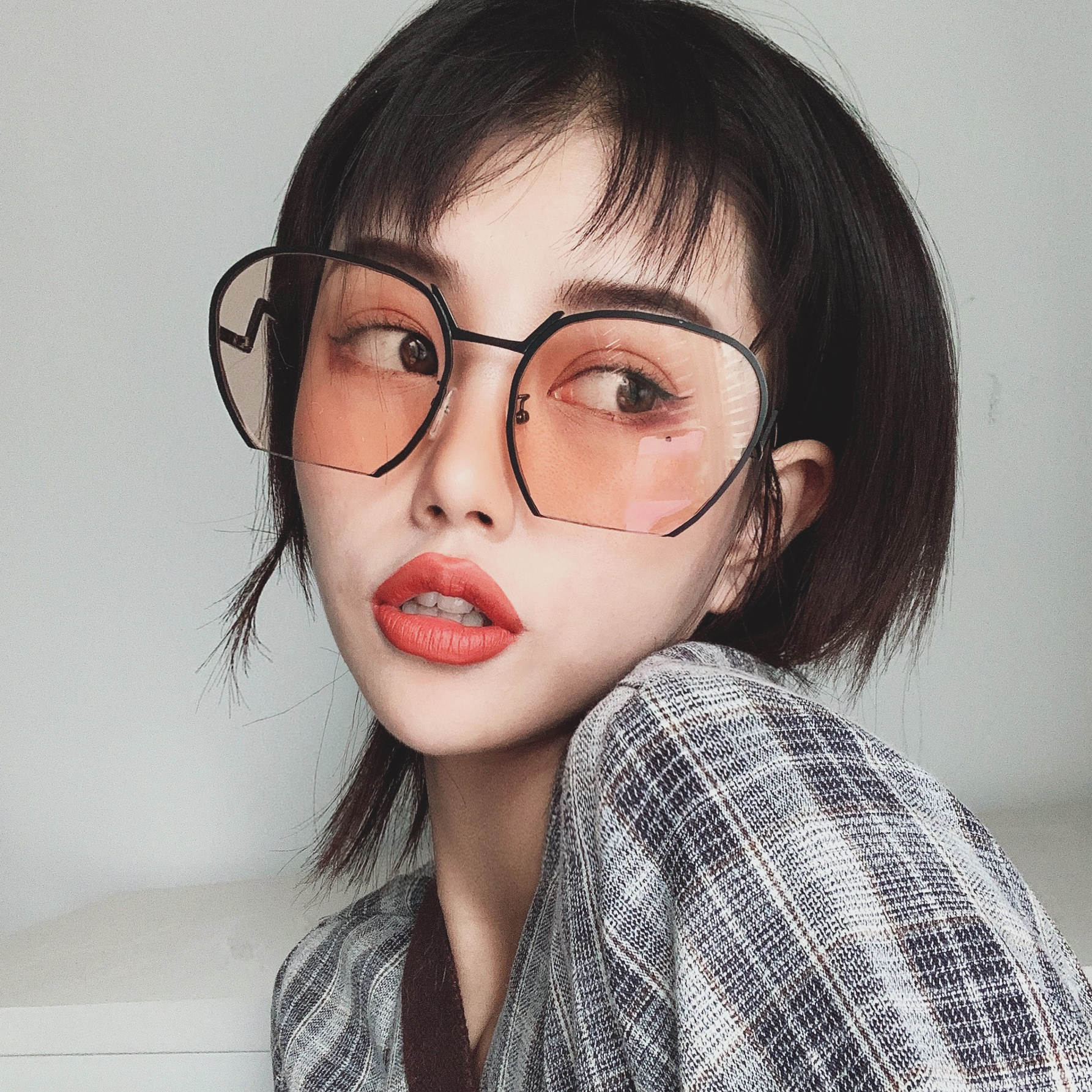 原宿网红同款复古方形半框墨镜女潮茶色大框圆脸金属太阳眼镜优惠券