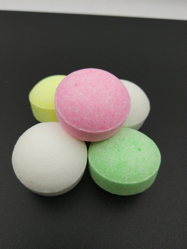 卫生间家庭清香型洁厕樟脑丸马桶宿舍大樟脑球衣箱家用香储藏室小