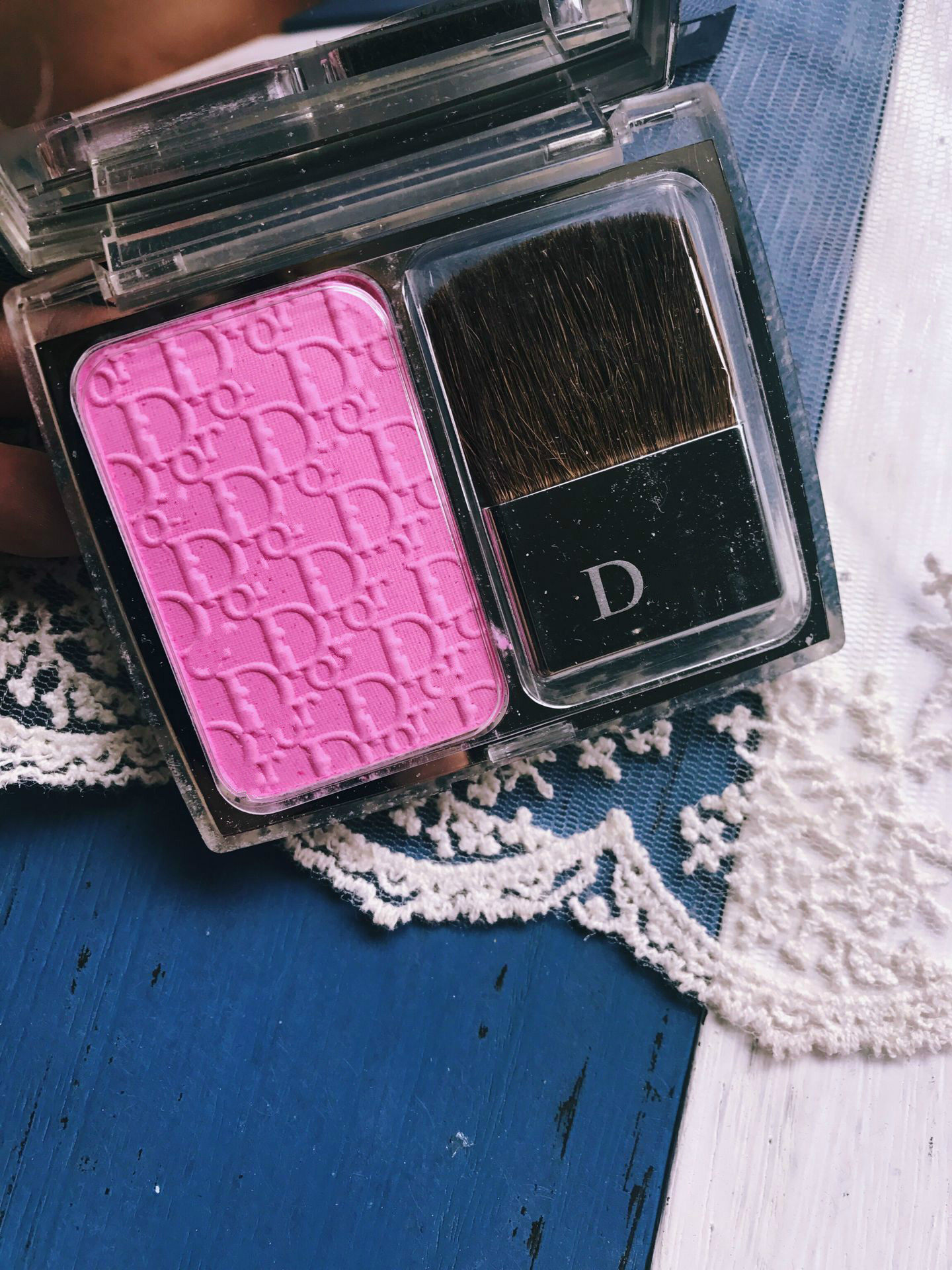 (有磕碰看描述) rosy glow 花园限量玫瑰修容腮红7.5g 少女粉色