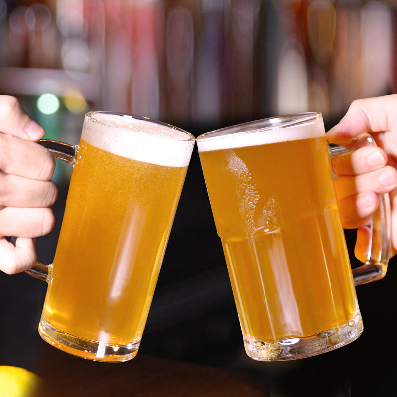 特价啤酒杯 玻璃 创意_超大精酿啤酒杯 扎啤杯带把家用玻璃杯子欧式