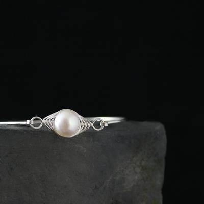 素元韩国时尚手镯女白色贝壳珠原创ol个性精致礼品手饰可订制