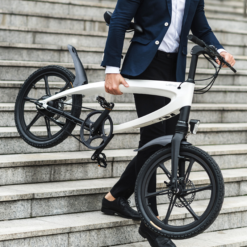 电动摩托车销量猛增_北京限制电动摩托_电动扫地车吸尘车厂家