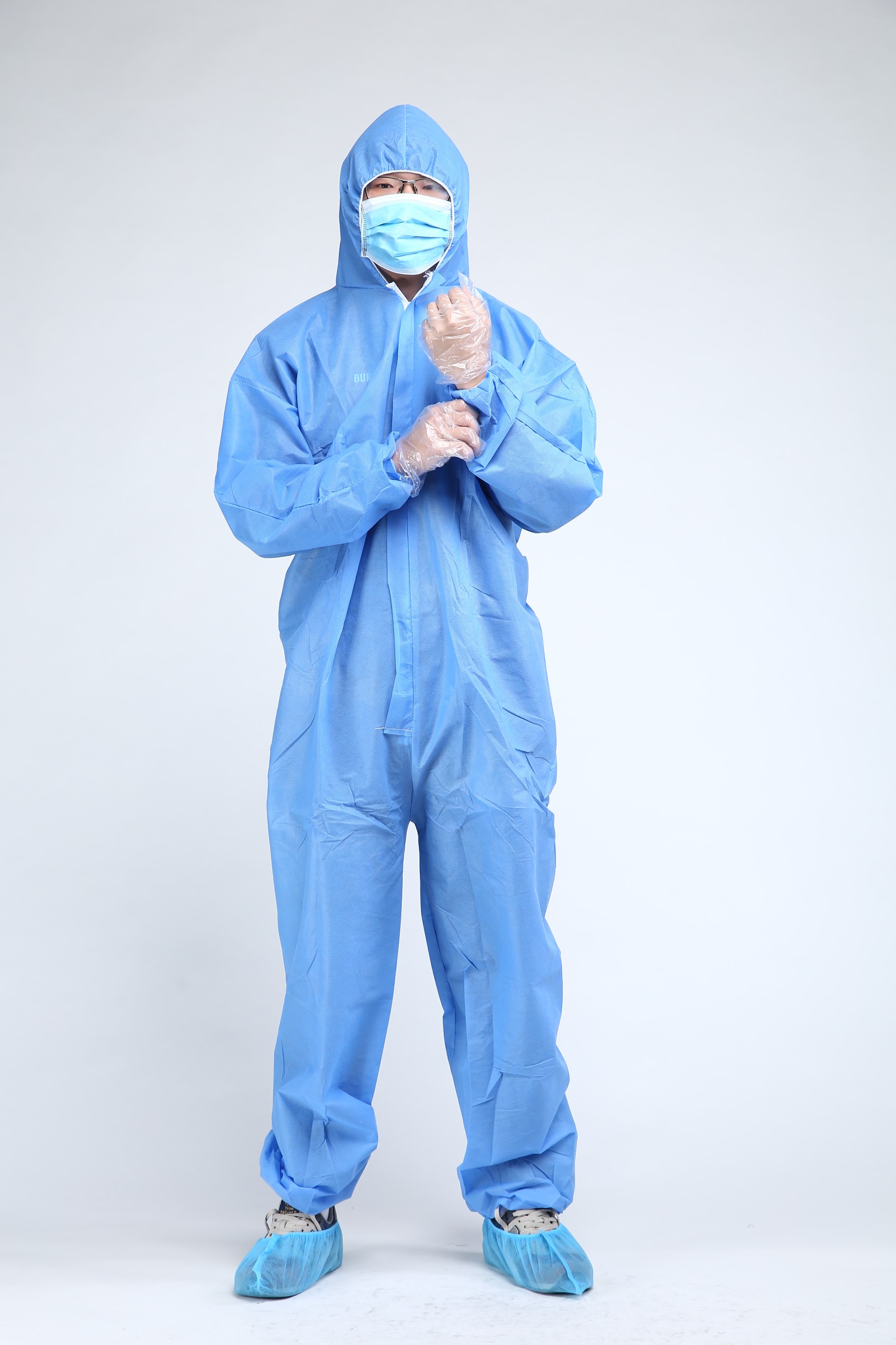 热销防尘服连体 全身_优质sms防护服防尘服连体带帽全身白色一次性