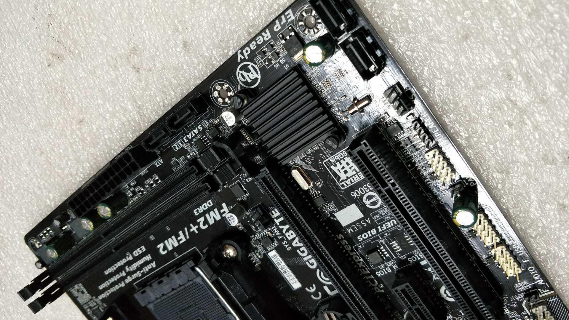 保一年技嘉ga-f2a68hm-s1主板fm2 黑槽接口全集成支持fm2