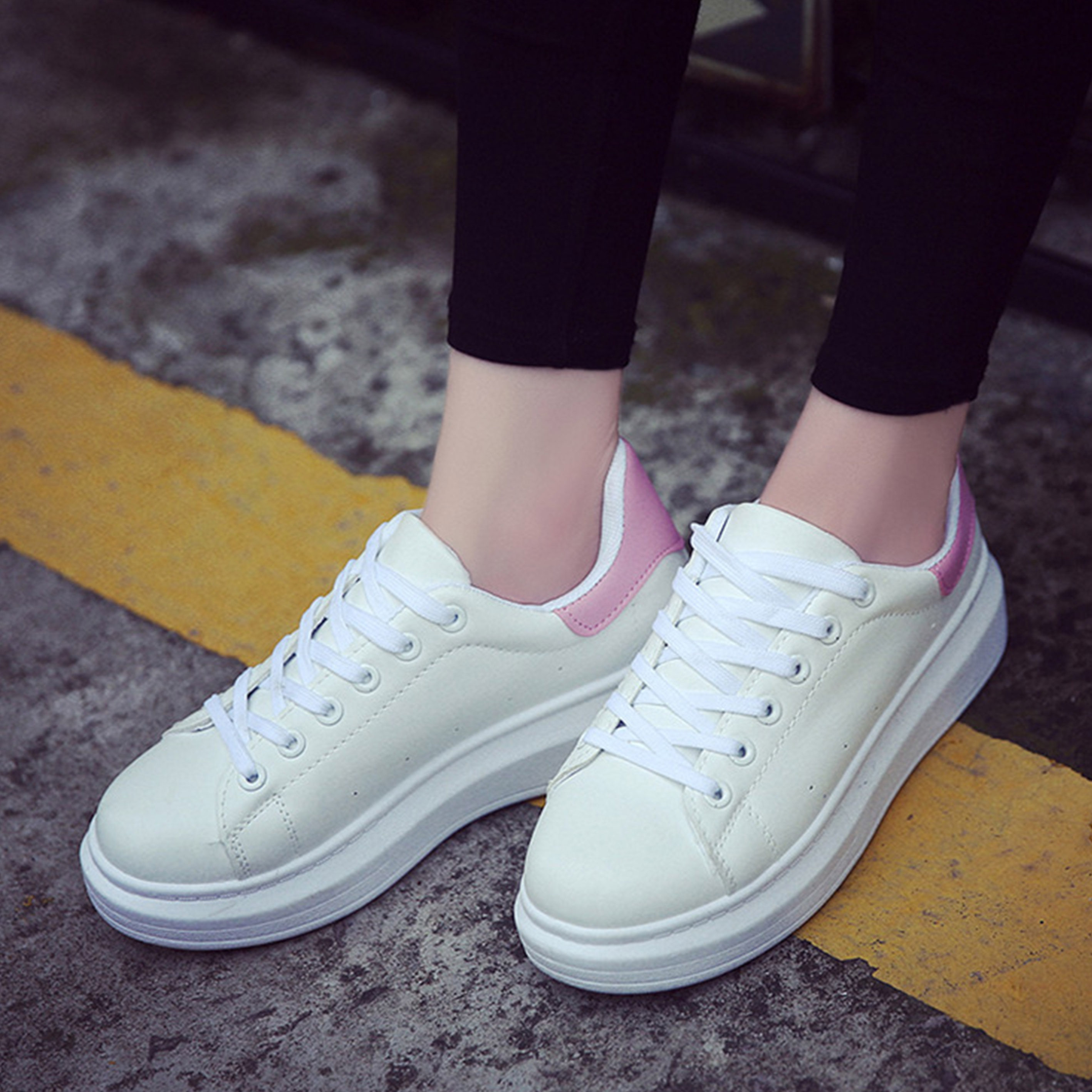 秋季港风小白女鞋厚底运动鞋休闲板鞋学生增高跑步韩版丑萌女鞋