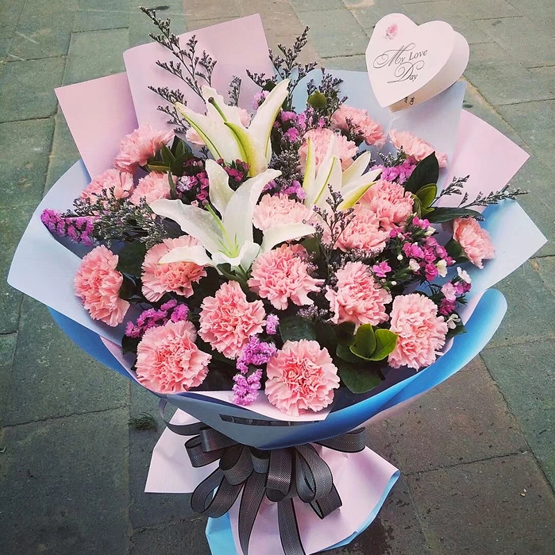 热销武汉鲜花_康乃馨鲜花真花束 送长辈探望病人 全国同城到家武汉