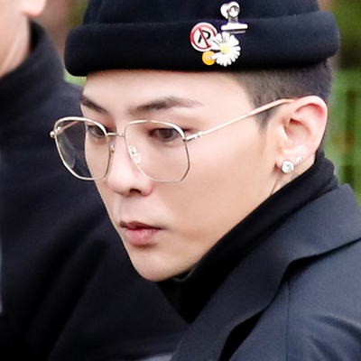 权志龙同款眼镜近视男潮网红金丝抗疲劳防蓝光辐射电脑护眼睛框女