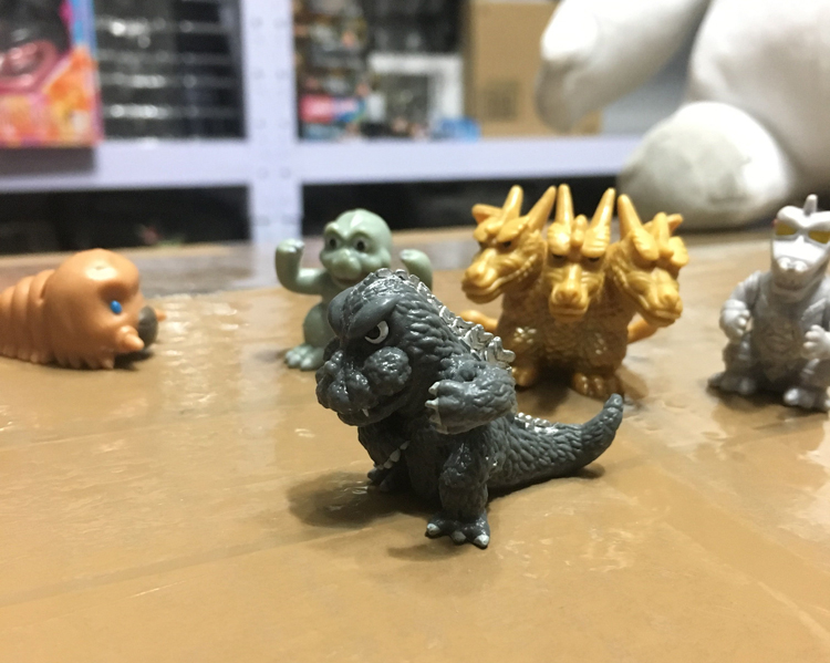 哥斯拉godzilla幼崽魔斯拉三头龙基多拉机械哥斯拉模型玩具摆件