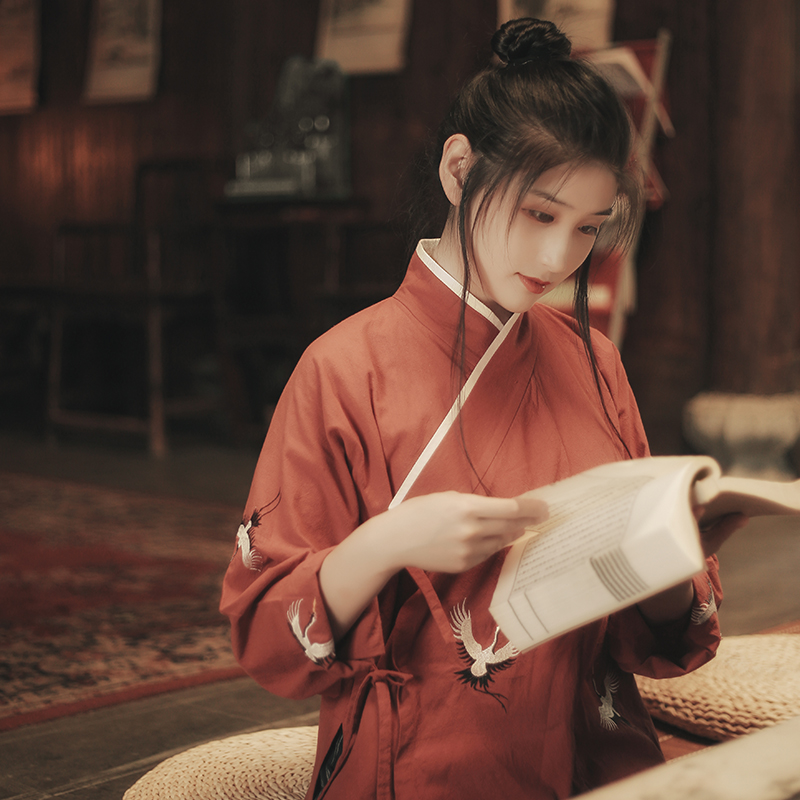 特价汉服女装秋冬_闲云 布衣系列 花朝记汉服原创刺绣交领仙鹤日常