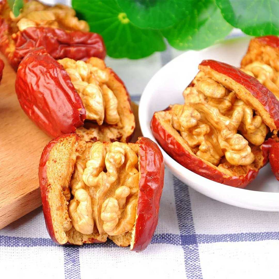 新疆红枣 和田 2斤_红枣夹核桃仁孕妇零食休闲食品干果新疆和田大枣子