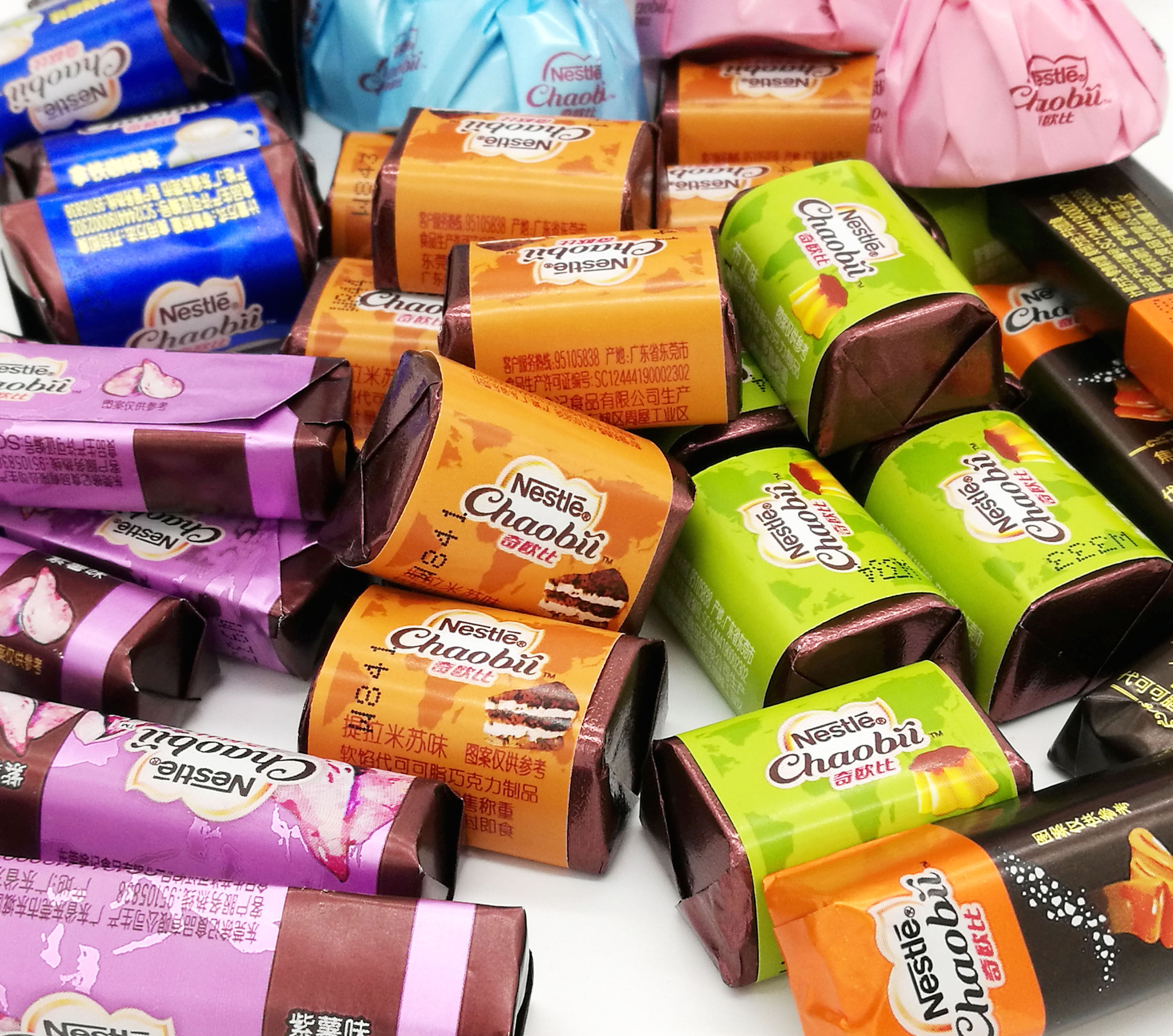 包邮徐福记奇欧比巧克力酒心夹心杏仁婚庆办公室零食500g混合