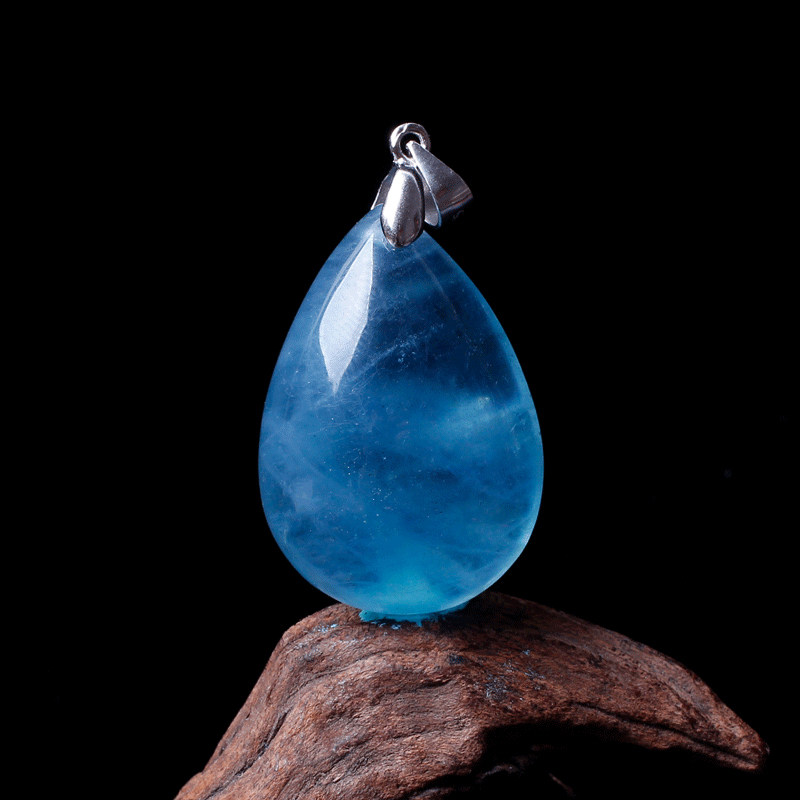 水晶吊坠女 天然水晶水滴