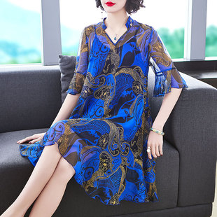2019夏季红包最多的qq群号茵美娜爆款气质印花通勤大妈短袖中长款大码连衣裙女