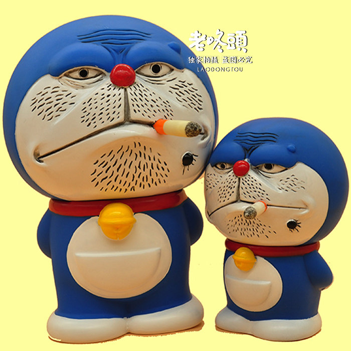 叮当猫摆件 玩具_【老咚头】抽烟叮当猫哆啦a梦存钱罐居家摆件机器猫