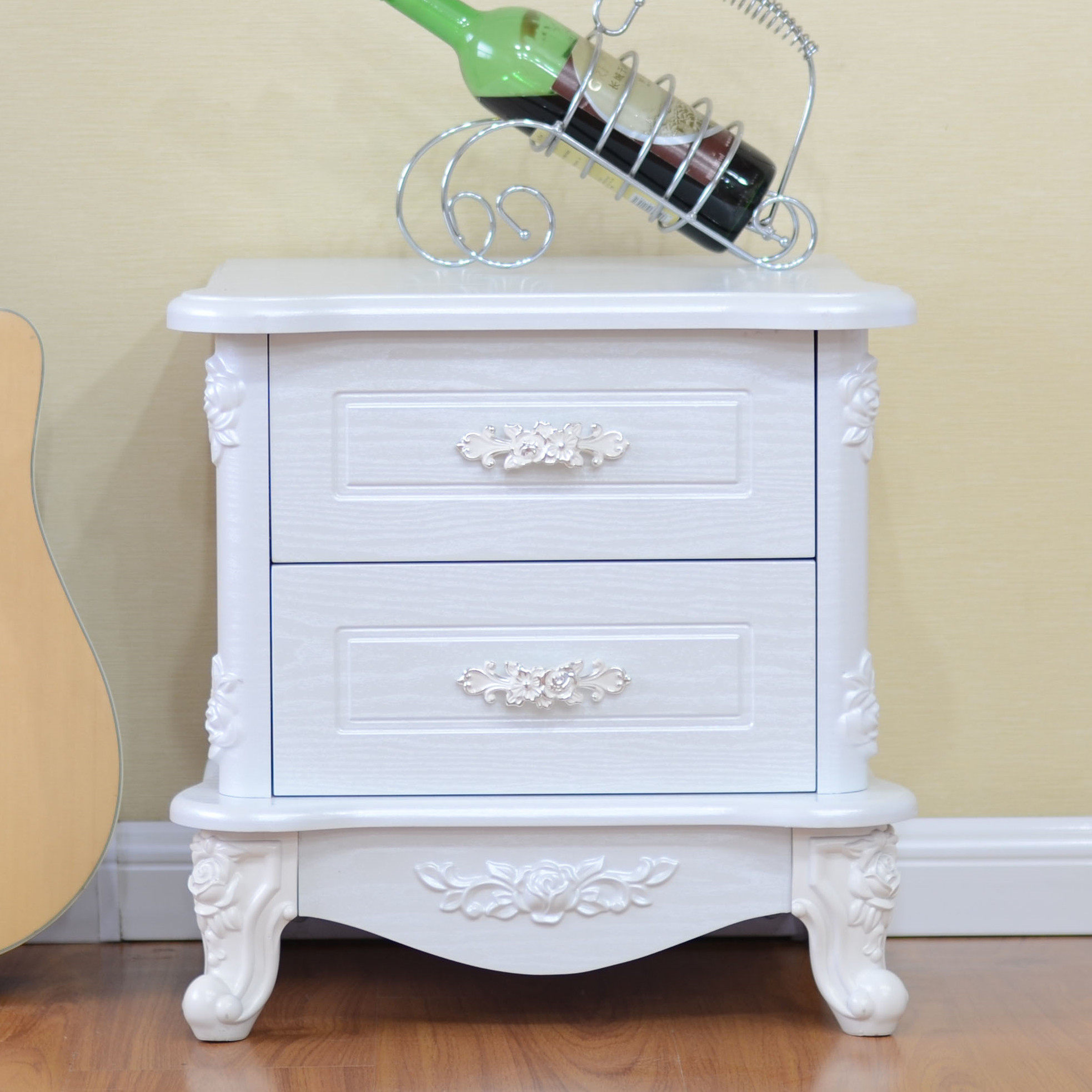 特价床头柜欧式