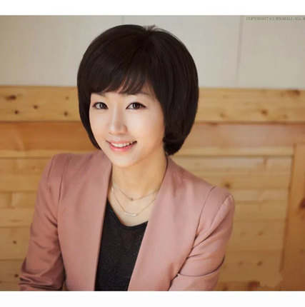 波波头短发 真人发丝_真发假发中老年假发妈妈短发女帅气逼真波波头