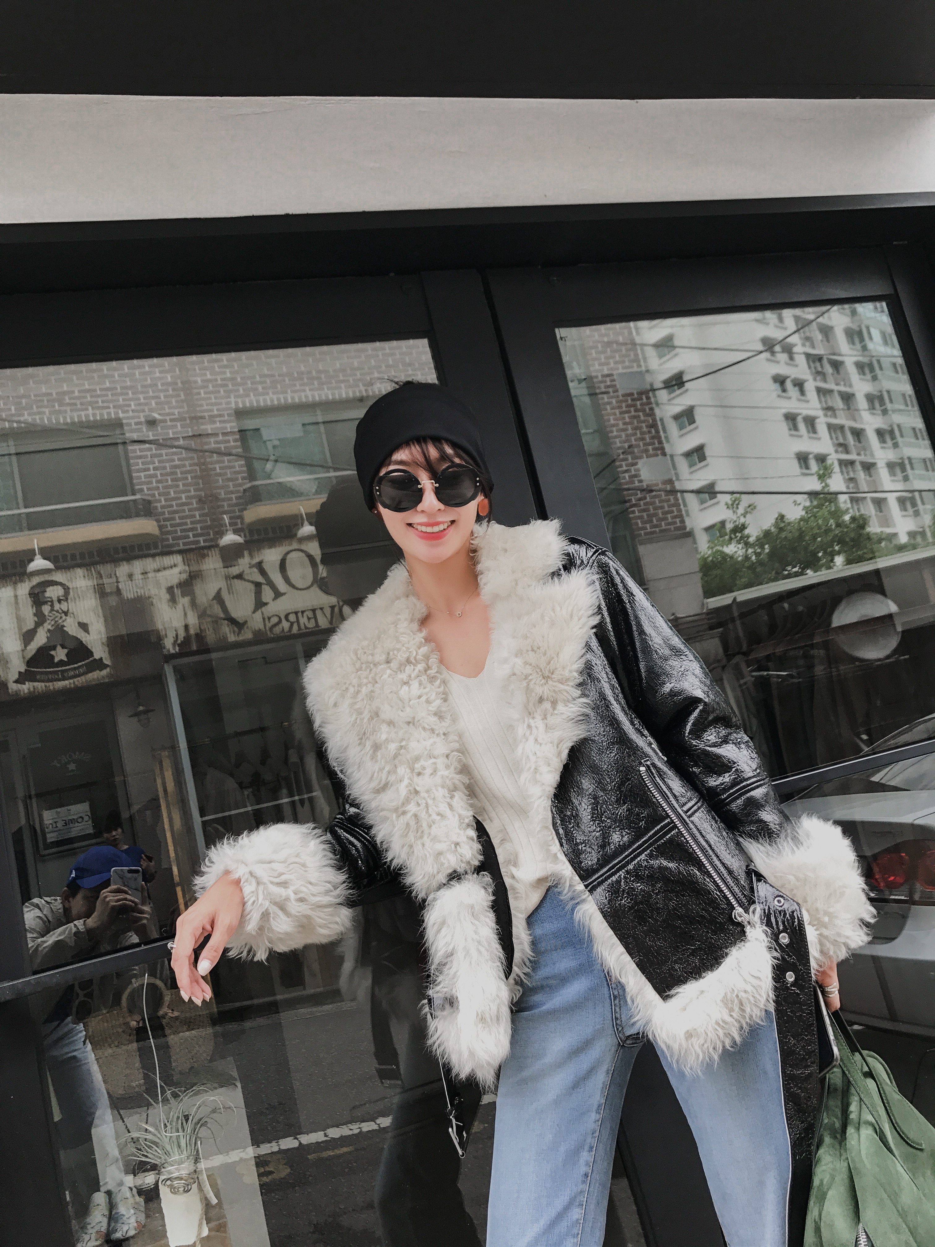 付智恩提格拉多皮毛一体外套女中长款机车龟裂漆皮羊羔裘皮草大衣