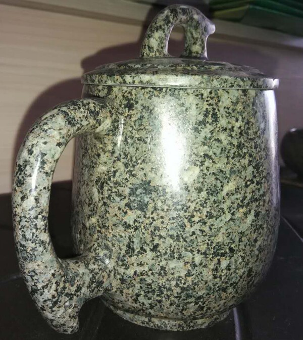 中华麦饭石水杯