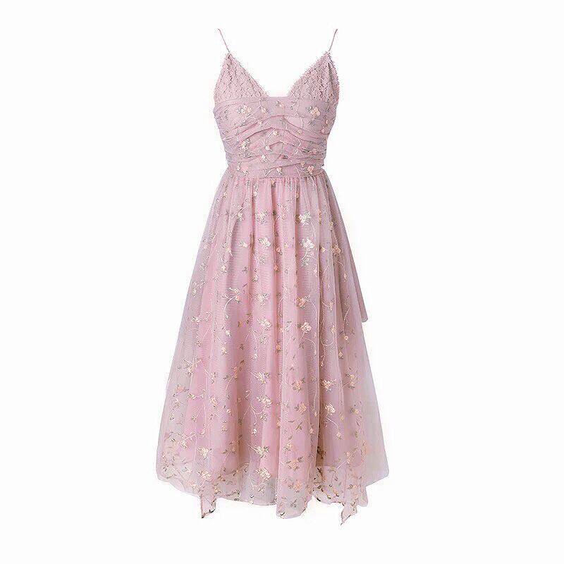 樱花粉色连衣裙女夏褶皱奶油裙温柔风吊带超仙碎花网纱蓬蓬长裙