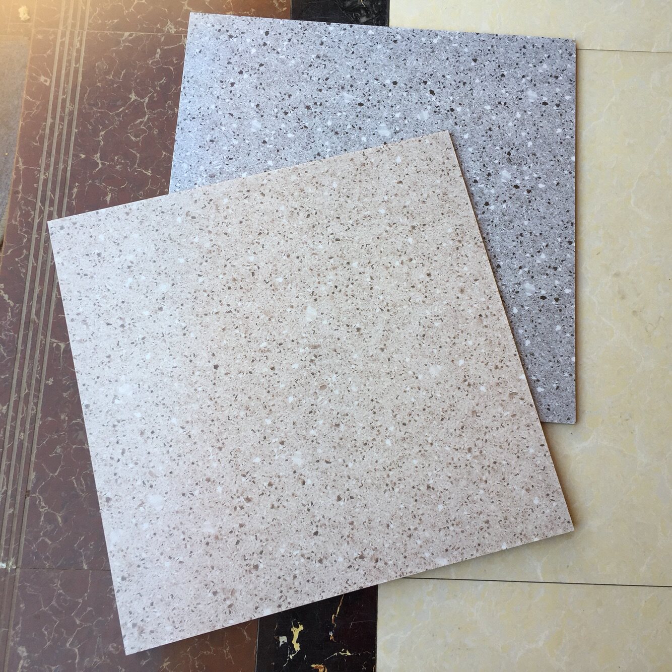 北欧_水磨石地砖600x600客厅仿古砖商铺防滑地板砖灰色北欧水泥砖瓷砖