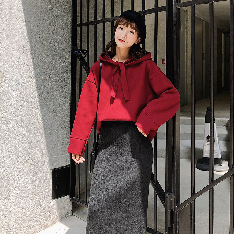 红色卫衣套装女裙