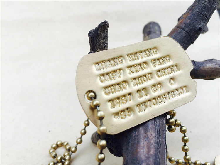 美军军牌_二战纯铜版美军身份牌狗牌原装机器冲压定制军牌大兵识别牌