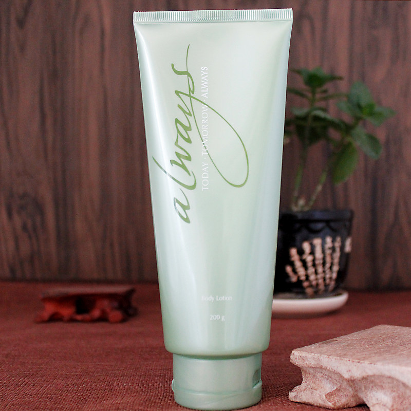 一折雅芳香体乳永恒