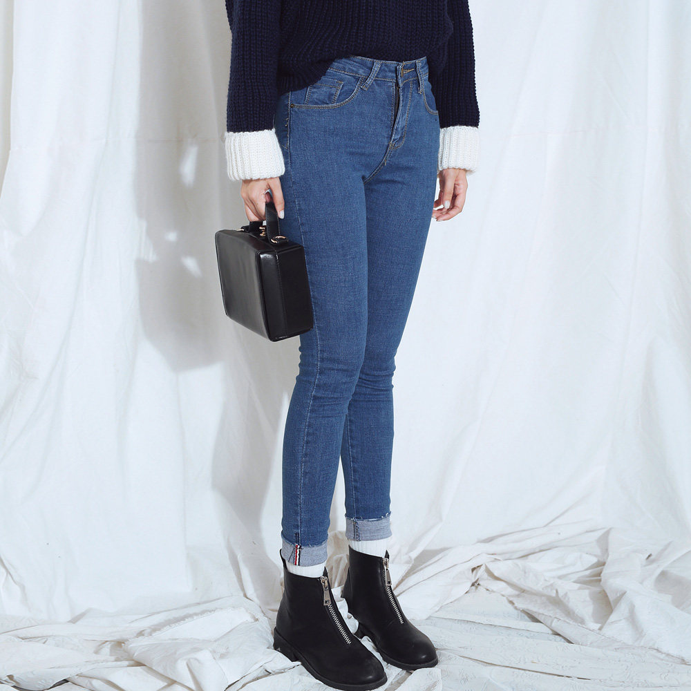 弹力牛仔裤女秋冬2017新款高腰显瘦修身织带纯色小脚裤卷边直筒裤