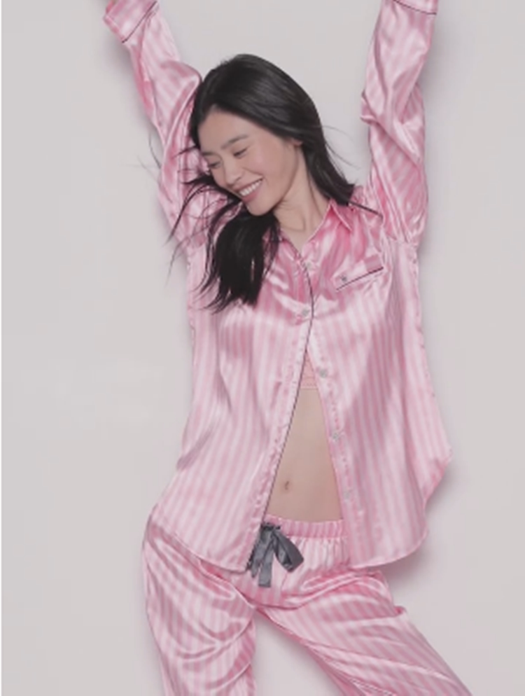 真丝睡衣套装女_维多利亚秘密真丝睡衣女正品奚梦瑶同款缎面家居粉色