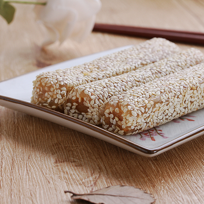 广东潮汕普宁特产 鸭脖子糖 牛皮芝麻糖芝麻鸭脖子软糖卷包心贡糖