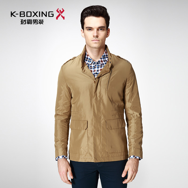 劲霸男装官网 新乡劲霸男装高新五险导购