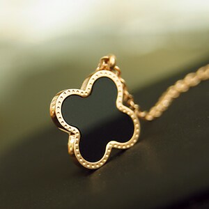 钛钢项链女士镀18k玫瑰金黑色吊坠韩版时尚短锁骨链 掌柜:那沫lamour