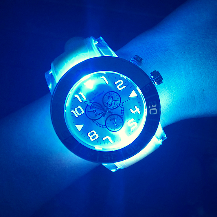 exo原宿潮流led发光炫酷女学生装饰个性时装情侣潮男夜光手表优惠券