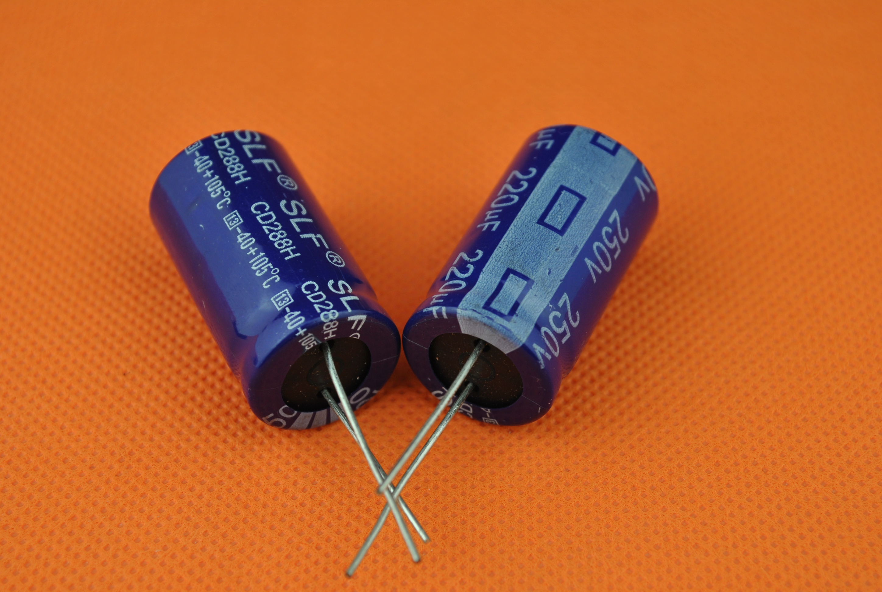 铝电解电容25v 470uf深绿(slf)25v470uf 10*16