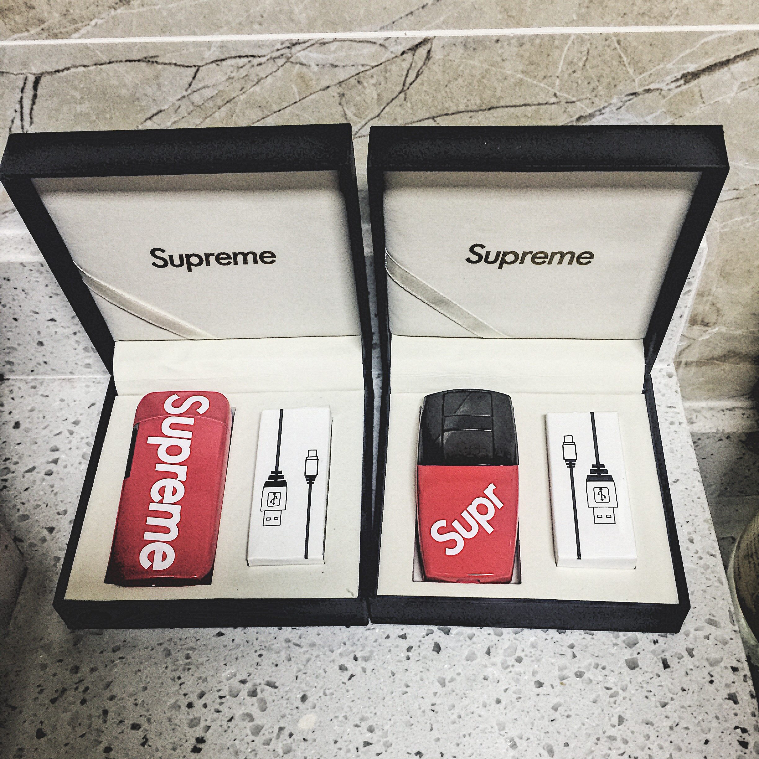 usb充电打火机 感应_supreme指纹感应usb双电弧防风打火机充电点烟器